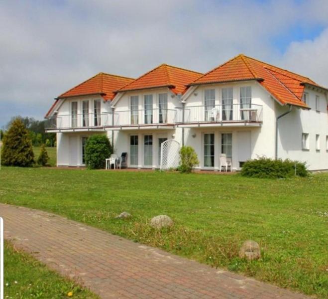 Ferienapartment Wiese & Meer Auf Ruegen Neddesitz Exterior photo